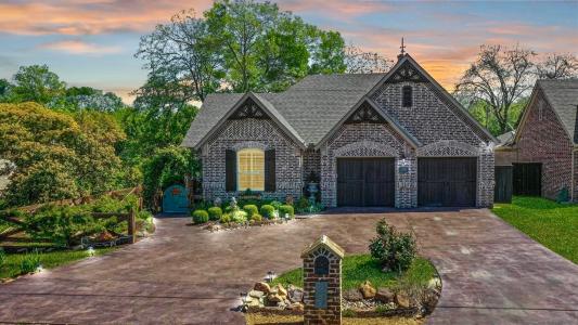 523 S Dallas Street, Van Alstyne, Texas 75495, Estados Unidos