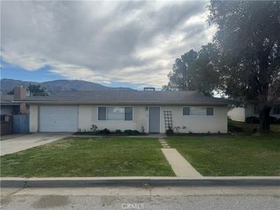 2062 W Lincoln, Banning, California 92220, USA
