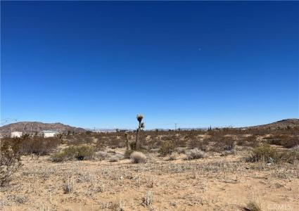 0 Balsa Avenue, Landers, Californie 92285, États-Unis