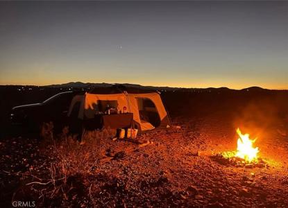 3170 Stonehill Avenue, Joshua Tree, California 92252, USA