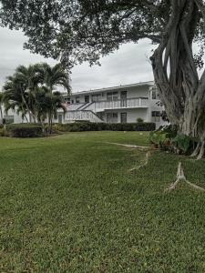 302 Markham N #302, Deerfield Beach, Floryda 33442, USA