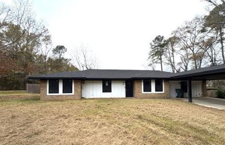 208 Perry Drive, Nacogdoches, Texas 75964, USA