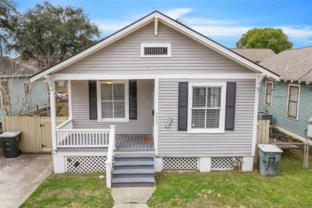 2005 37th Street, Galveston, Texas 77550, USA
