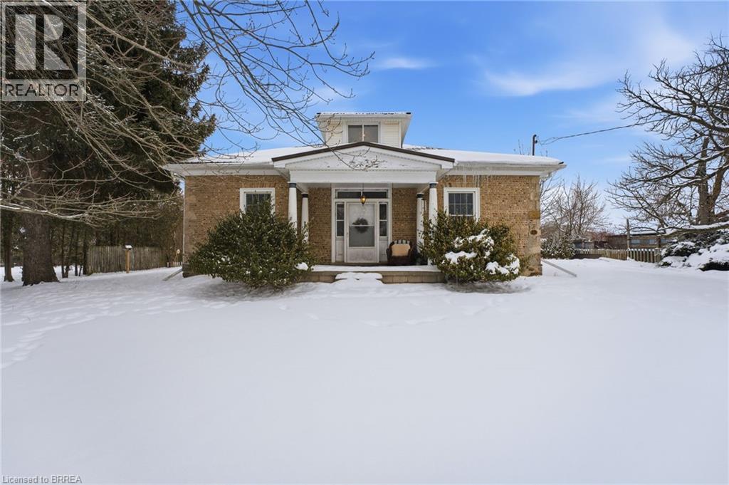 899 KEG LANE, Parigi, Ontario N3L 3E2, Canada