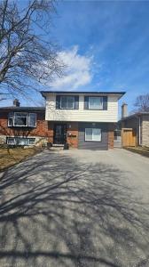 230 HAZELGLEN DRIVE, Kitchener, 安大略省 N2M 2E5, 加拿大