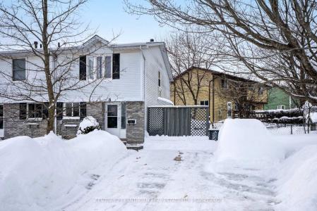 6 WOODSTONE CRESCENT, Kingston, Ontario K7M 6K9, Canada