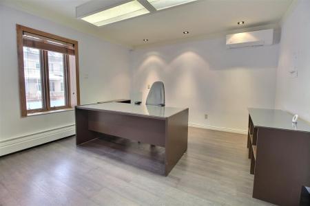 12  Rue de la Cour, Rivière-du-Loup, Quebec G5R 1J2, Kanada