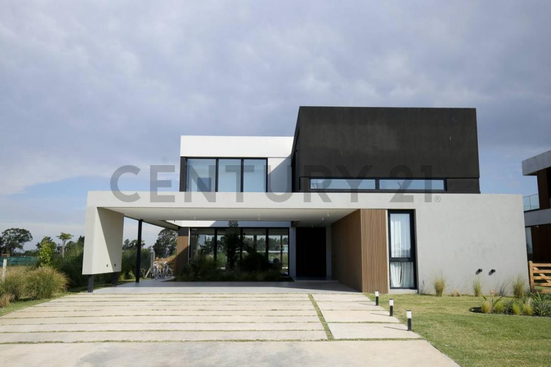 km 31,5 de la Autopista Buenos Aires - La Plata , Berazategui, GBA Sur 1885, Аргентина