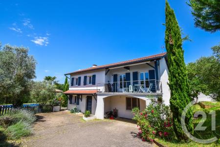 Miserieux, Rhône-Alpes 01600, France