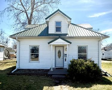 1103 E 3rd St., Washington, Iowa 52353, États-Unis