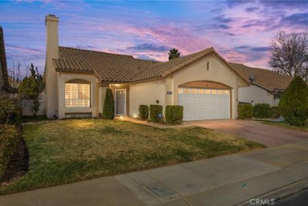 5891 Riviera, Banning, California 92220, USA