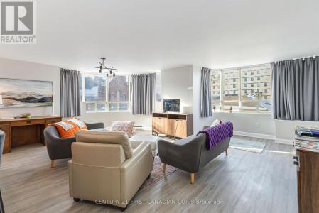 7 PICTON STREET, London East (east F), Ontario N6B 3N7, Canadá