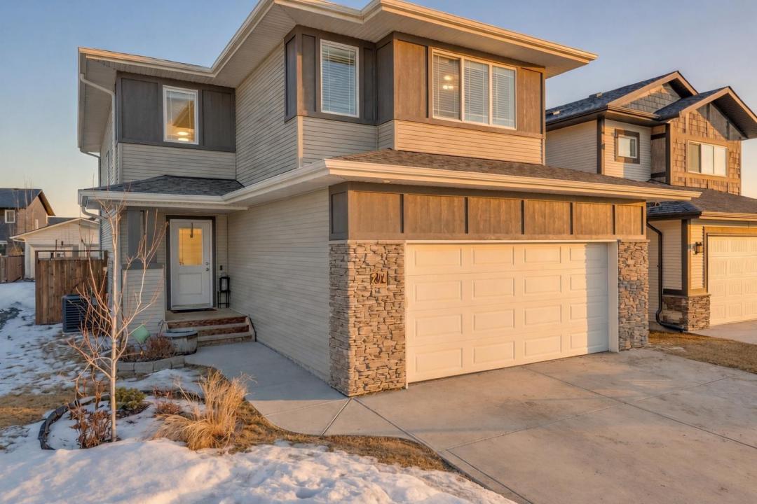 204 AUGUSTUS WAY, Penhold, Alberta T0M 1R0, Kanada