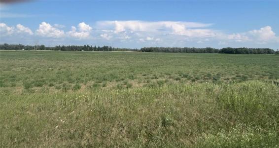 0 20-13-2E NW 1/4 TWP13 ROAD, Stonewall, Manitoba R0C 2Z0, Canada