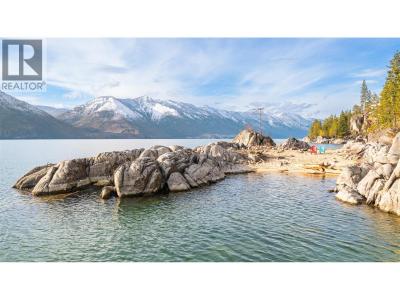 10333 3A HIGHWAY, Kuskanook, British Columbia V0B 1A1, Canada