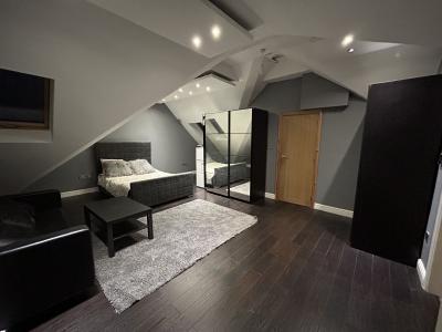 88, Woodford Avenue, ILFORD, Reino Unido