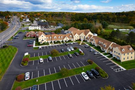 433 US Route 1 Suite 205, York, 緬因州 03909, 美國