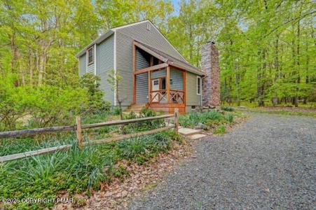 288 Moseywood Road, Lake Harmony, Pennsylvania 18624, USA