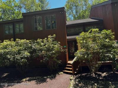 29 Falcon Run, Lake Harmony, Pennsylvania 18624, Amerika Birleşik Devletleri