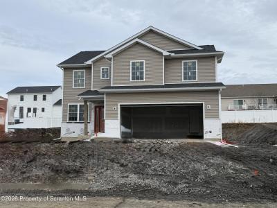 517 Poppy Lane, Moosic, Pennsylvania 18507, USA