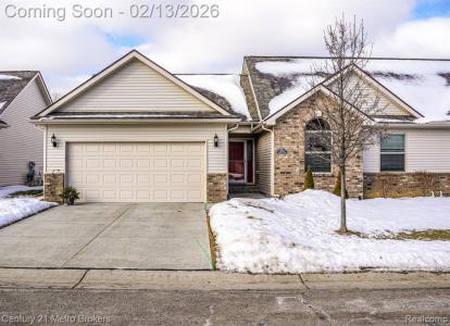 5424 Pintail Court Unit # 35, Burton, Michigan 48509, USA