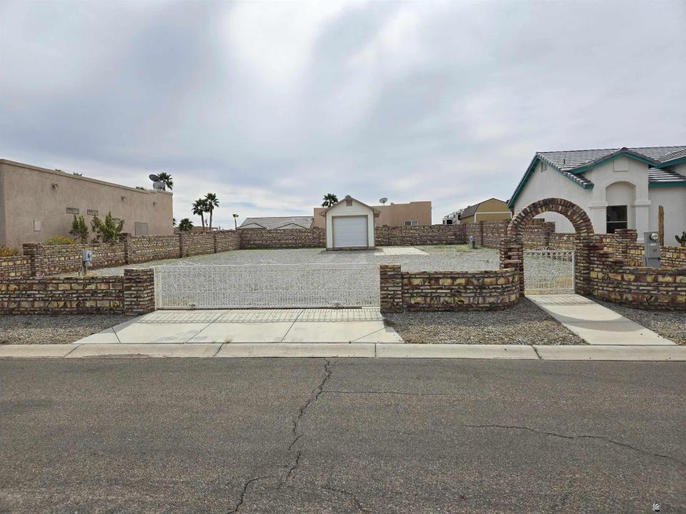 14407 E 53 LN, Yuma, Arizona 85367, USA