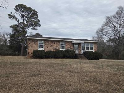 121 Gilead Hills Drive, Jonesville, SC 29353, USA