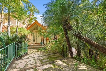 2127 Kress Street, Hollywood Hills, California 90046, USA