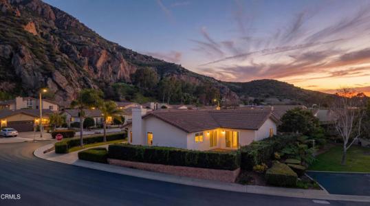 6091 Irena Avenue, Camarillo, California 93012, USA