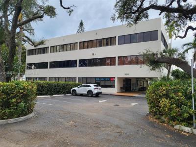 3850 SW 87th Ave # 305, Miami, Florida 33165, Stati Uniti