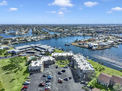 1028 Apollo Beach Blvd # 204, Apollo Beach, Floryda 33572, USA