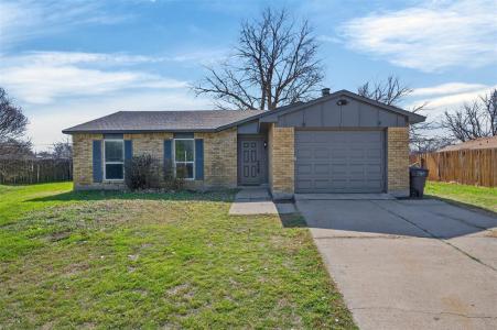 2308 Foxglen Court, Fort Worth, Texas 76131, USA