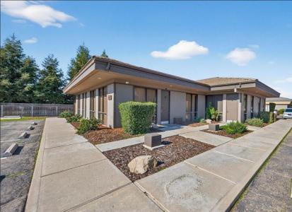 2340 W Whitendale Avenue A, Visalia, Калифорния 93277, Соединенные Штаты