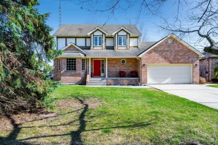 7 STOCKWELL CRESCENT, Cottam, Ontario N0R 1B0, Canada