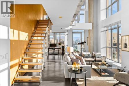 1238 RICHARDS STREET, Vancouver, British Columbia V6B 6M6, Canada