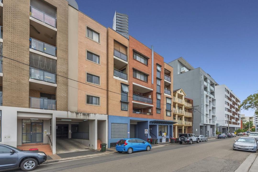 13/8-10 Kendell Street, Harris Park, NSW 2150, Australia