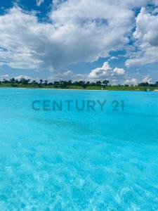 URB. CERRADA PLAYA TURQUESA-URUBO-MZ-66-L.20 , Oeste, Santa Cruz 00001, Bolivia