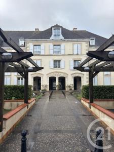 Moulins, Owernia 03000, Francja