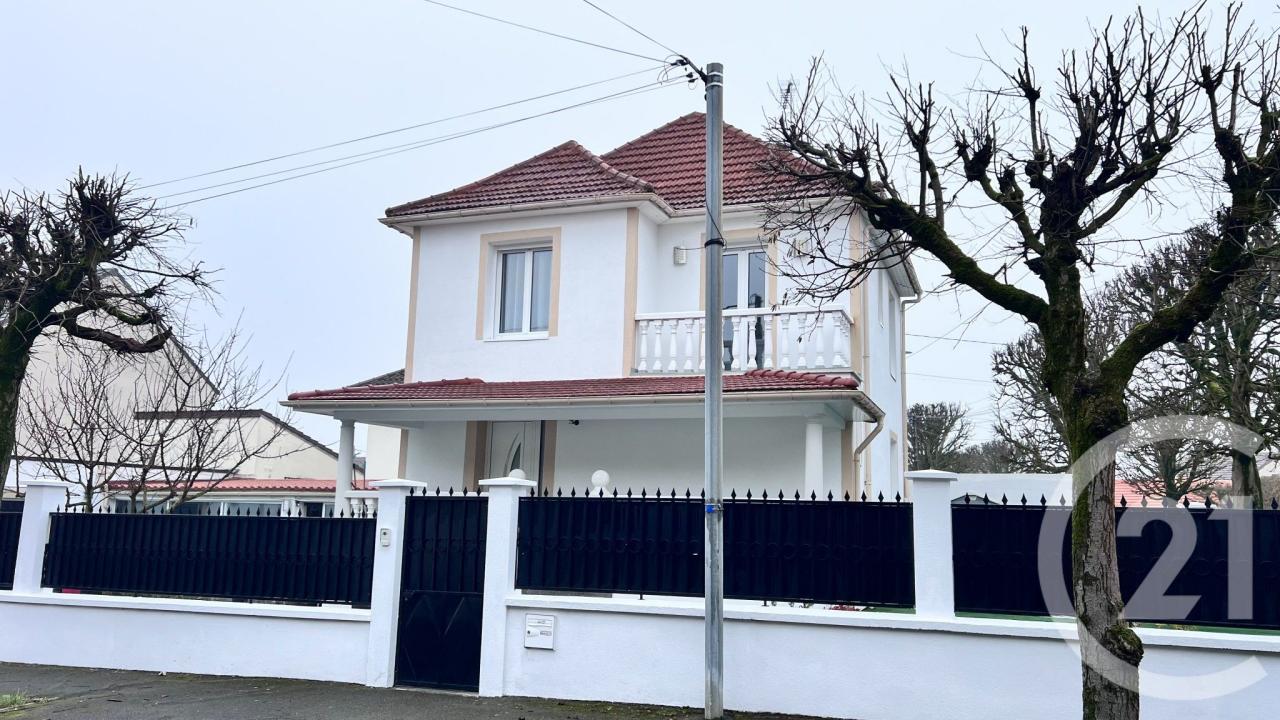 Gagny, Île-de-France 93220, France