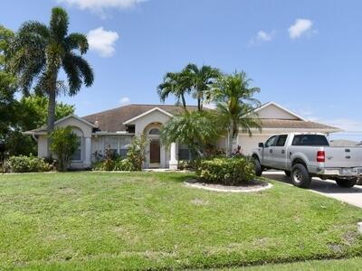 5505 NW Evanston Avenue, Port St Lucie, Flórida 34983, Estados Unidos