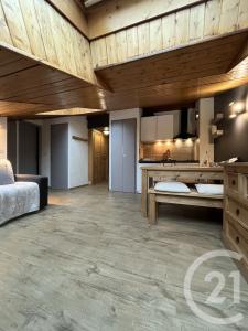 Chatel, Rhône-Alpes 74390, France