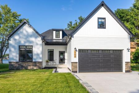 7784 C Court, Canadian Lakes, Michigan 49346, États-Unis