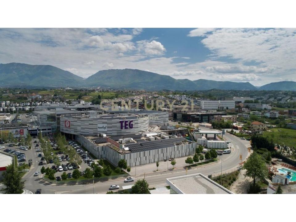 Qendra Tregtare TEG, Tirana, Albanie