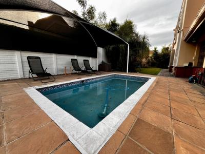 Rustenburg, North West, Nam Mỹ