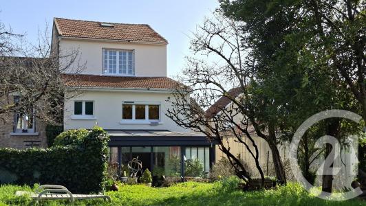 Angouleme, ポアトゥ・シャラント 16000, アキタン