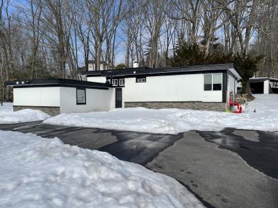 35 Fenwood Avenue, Smithfield, RI 02917, USA