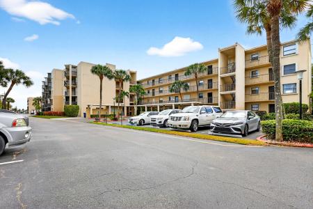 890 N Federal Highway #403, Lantana, Florida 33462, USA