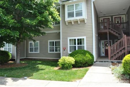 20 Foxden Drive #203, Fletcher, شمال كارولينا 28732, الولايات المتحدة