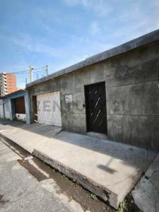 Calle 3, cruce con Carrera 5 y 6 Quinta Amelia Sofia, Lechería, Anzoategui 6016, Venezuela