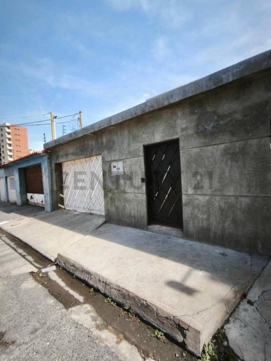 Calle 3, cruce con Carrera 5 y 6 Quinta Amelia Sofia, Lechería, Anzoategui 6016, ונצואלה